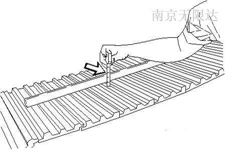 檢查旋挖鉆機(jī)履帶張緊度圖例.jpg